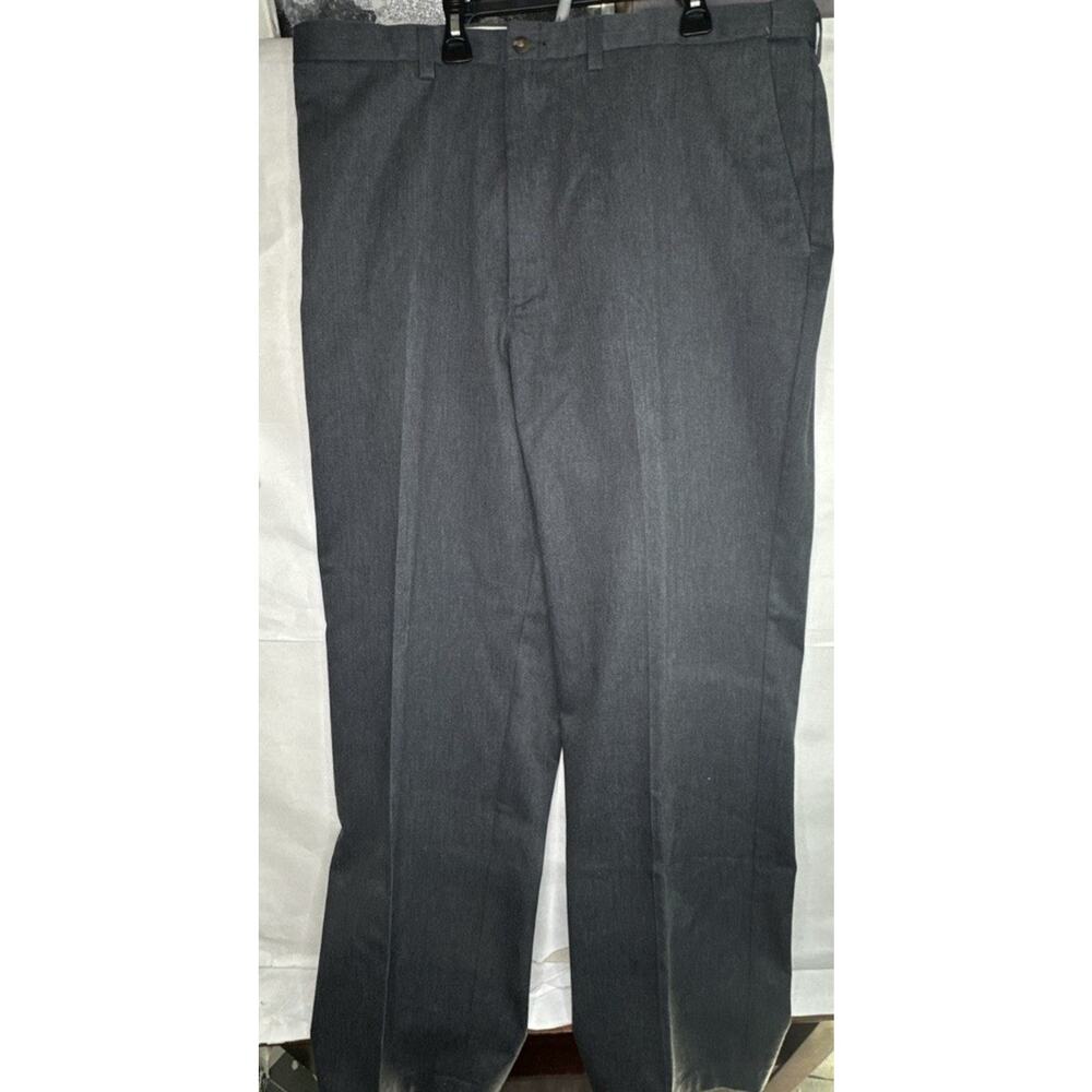 EUC Haggar 40X32 Dress Pants Slacks Black